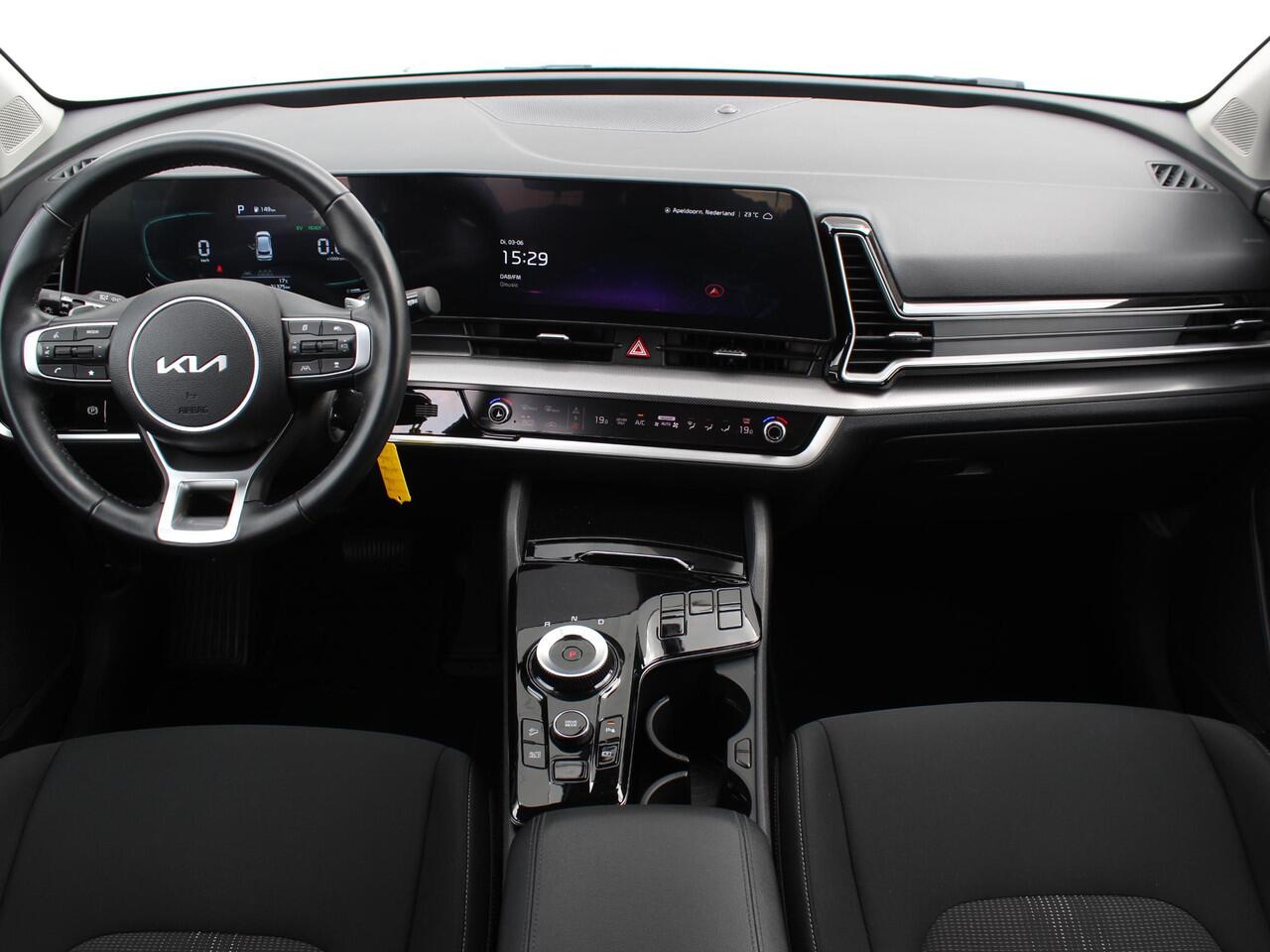 KIA SPORTAGE 1.6 T-GDi HEV Dynamic Line / Trekgewicht 1.650 kg / Navigatie + Apple Carplay/Android Auto / Cruise Control Adaptief / Achteruitrijcamera / Climate Control /