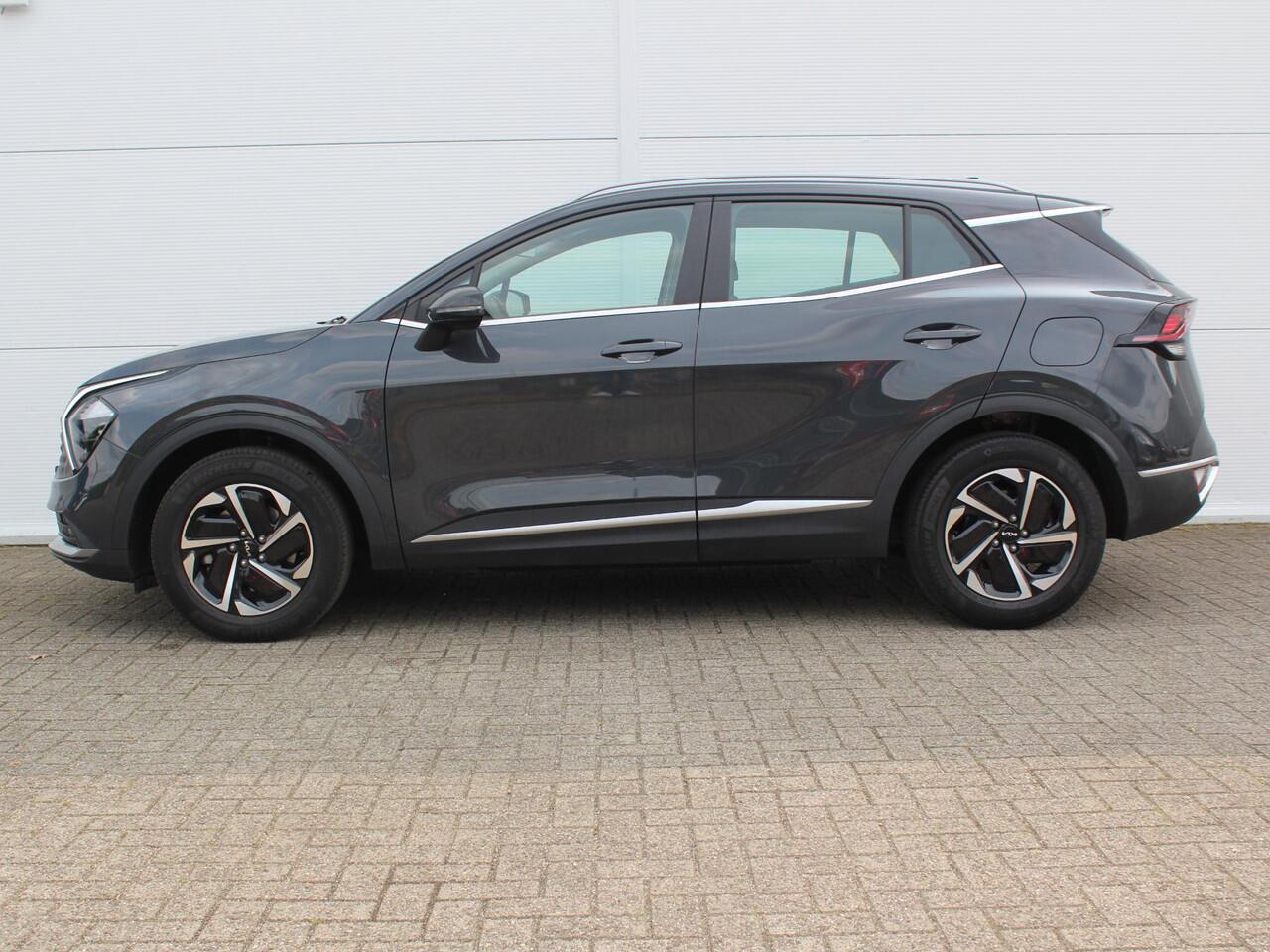 KIA SPORTAGE 1.6 T-GDi HEV Dynamic Line / Trekgewicht 1.650 kg / Navigatie + Apple Carplay/Android Auto / Cruise Control Adaptief / Achteruitrijcamera / Climate Control /