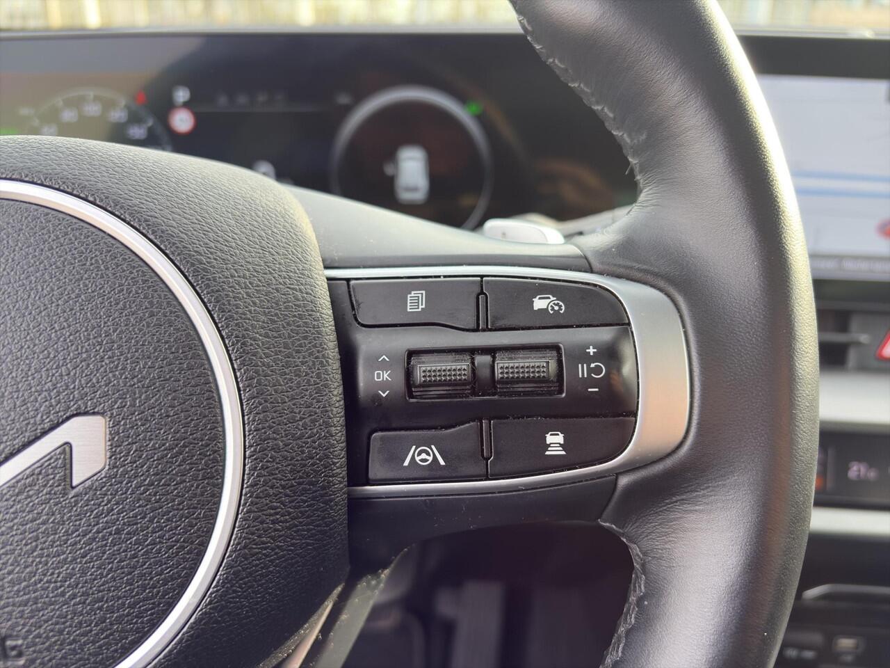 KIA SPORTAGE 1.6 T-GDi Plug-in Hybrid AWD DynamicPlusLine | Pano | Stoel- en Stuurverwarming | Elektr. Bestuurdersstoel | LED | 19-Inch LMV |