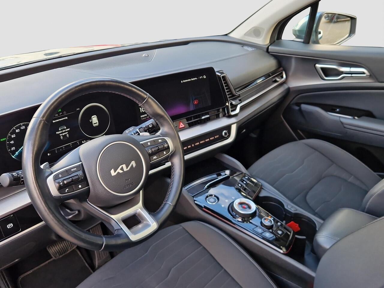 KIA SPORTAGE 1.6 T-GDi Plug-in Hybrid AWD DynamicPlusLine | Pano | Dodehoek | LED | Stoelverwarming | Key-Less |