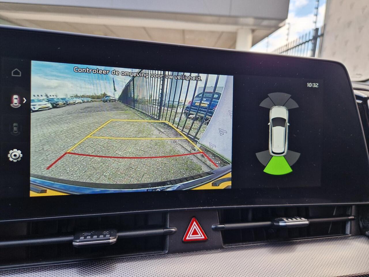 KIA SPORTAGE 1.6 T-GDi Plug-in Hybrid AWD DynamicPlusLine | Pano | Dodehoek | LED | Stoelverwarming | Key-Less |