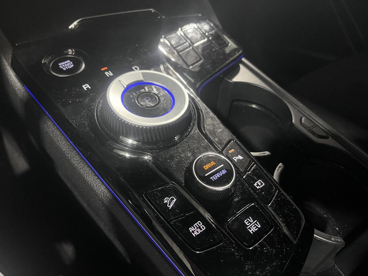 KIA SPORTAGE 1.6 T-GDi Plug-in Hybrid AWD GT-Line All Season banden|Nieuw geleverd!!