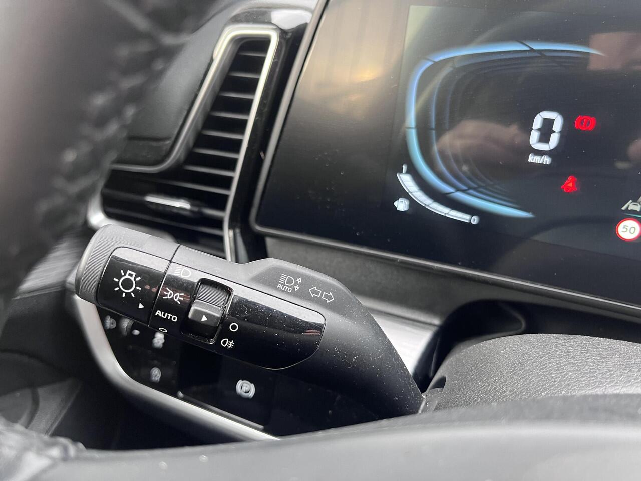 KIA SPORTAGE 1.6 T-GDi MHEV ComfortLine | Trekhaak | PDC | Achteruitrijcamera | Climate Control | 1e Eigenaar