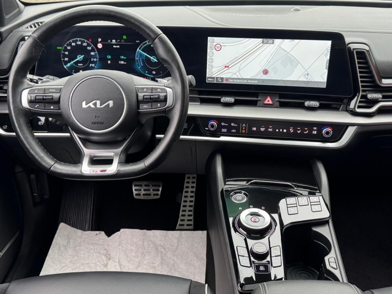 KIA SPORTAGE 1.6 PLUG-IN HYBRID 4WD 265PK AUT. GT-LINE PANO-DAK NAVI CAMERA CARPLAY MEMORY