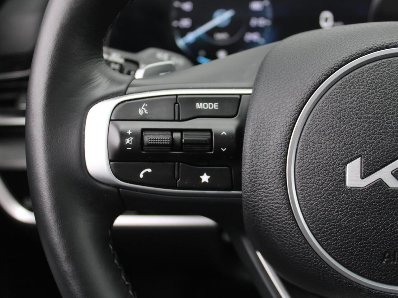 KIA SPORTAGE 1.6 T-GDi Hybrid GT-Line | Stuur-/stoelverwarming | Elek. stoelverstelling + achterklep | Pano | 18" LM | Cruise adapt. | Camera |