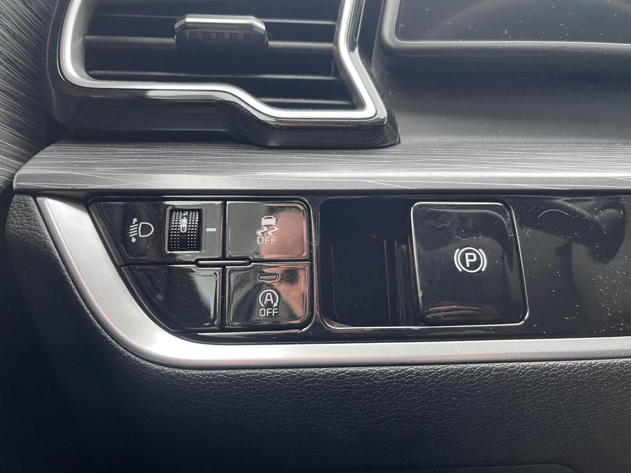 KIA SPORTAGE 1.6 T-GDi MHEV ComfortLine | Trekhaak | Achteruitrijcamera | Climate Control | 1e Eigenaar