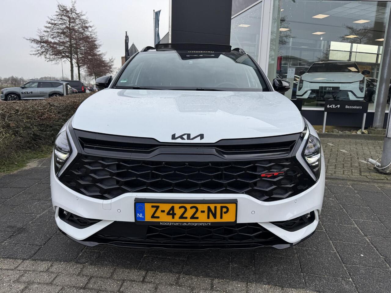 KIA SPORTAGE 1.6 T-GDi Plug-in Hybrid AWD GT-Line Unieke Velgen, Afneembare trekhaak, Zwart afgewerkt, BTW-Auto, Schuif/Kanteldak, Enz...