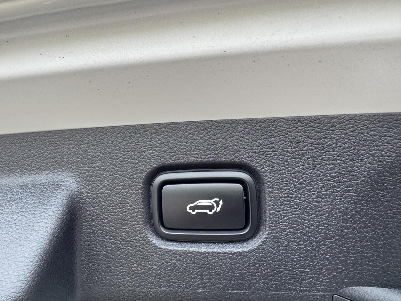 KIA SPORTAGE 1.6 T-GDi Plug-in Hybrid AWD GT-Line Unieke Velgen, Afneembare trekhaak, Zwart afgewerkt, BTW-Auto, Schuif/Kanteldak, Enz...