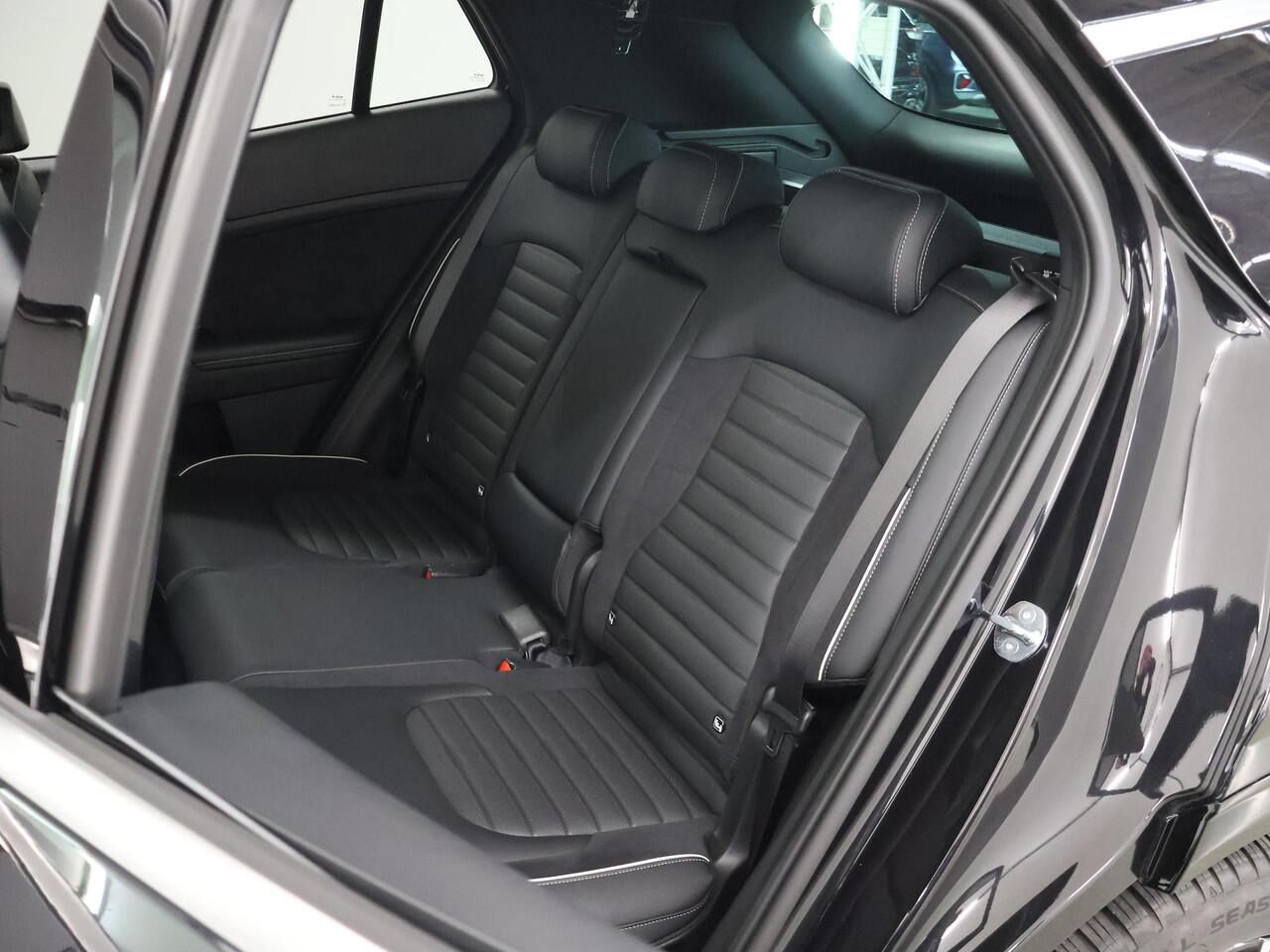 KIA SPORTAGE 1.6 T-GDi Plug-in Hybrid AWD GT-PlusLine | Panoramadak | Harman/Kardon | Parkeercamera | Stoelverwarming/verkoeling | Keyless Go | Navigatie |