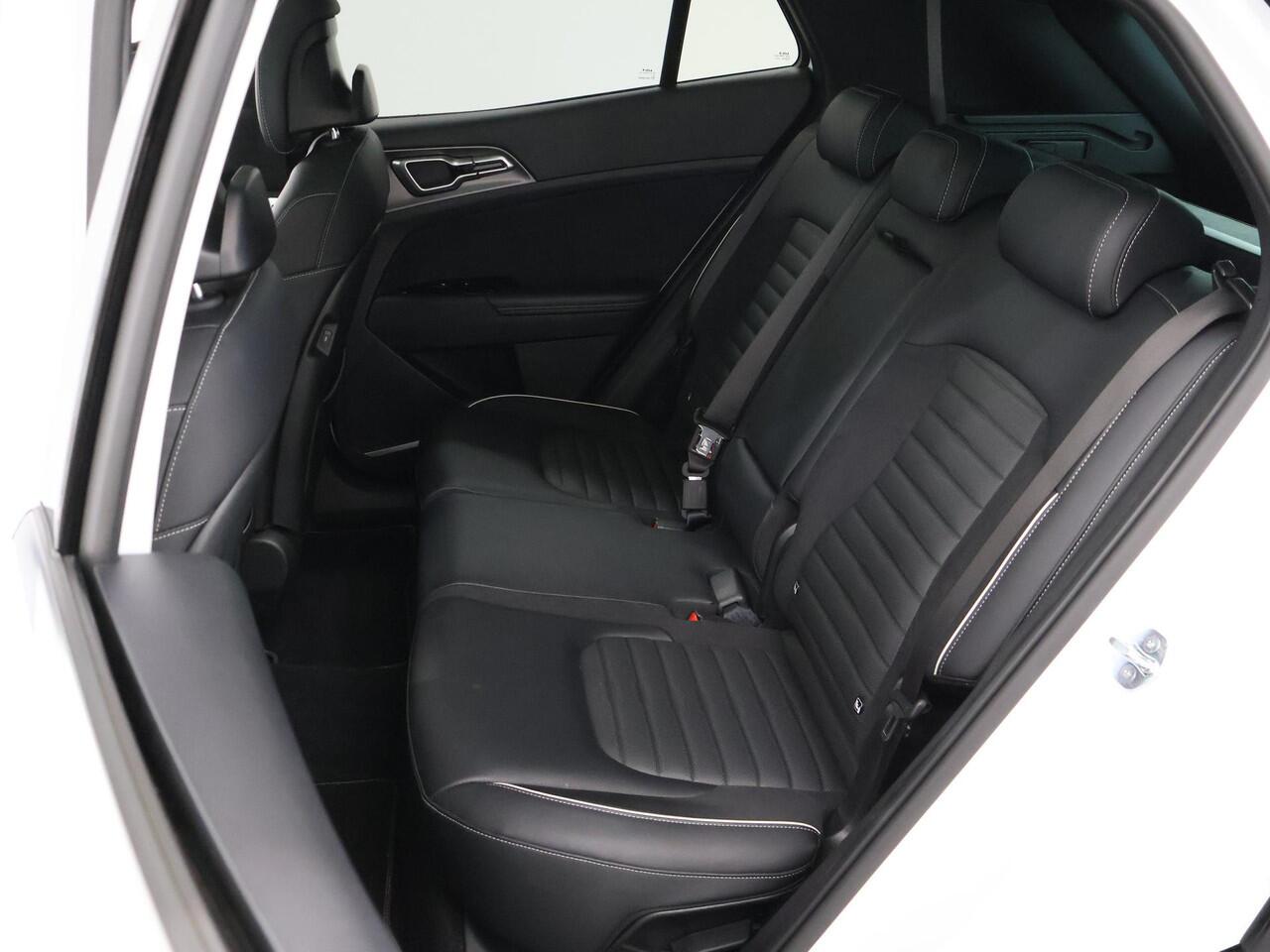 KIA SPORTAGE 1.6 T-GDi Plug-in Hybrid AWD GT-PlusLine | Panoramadak | Harman/kardon audio | Stoelventilatie | Remote smart Parking | Elektrisch verstelb. bestuurdersstoel met geheugen