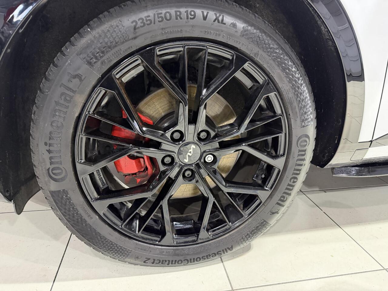 KIA SPORTAGE 1.6 T-GDi Hybrid GT-PlusLine 19 inch, All season, NL Auto, Schuif kantel dak, Stoel en stuur verwarming, Stoel verkoeling, Apple Carplay/Android Auto, Camera.