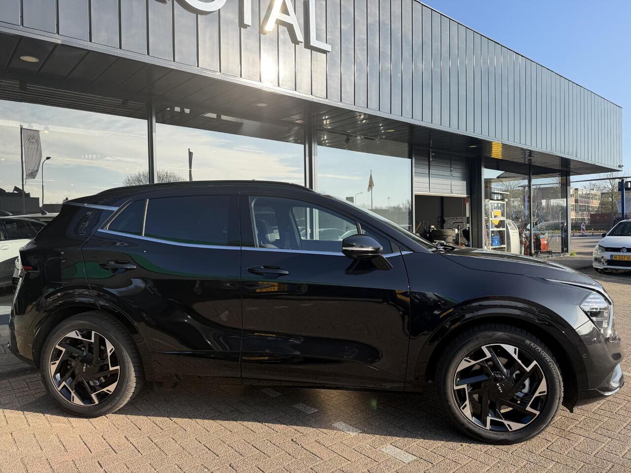 KIA SPORTAGE 1.6 T-GDi Plug-in Hybrid AWD GT-PlusLine AWD | 360 GRADEN CAMERA | ELEKTRISCH VERSTELBARE STOELEN | STOELVERWARMING | STUURVERWARMING | STUURKOELING | PANORAMADAK | NAVIGATIE | LED | DODEHOEK DETECTIE | APPLE CARPLAY / ANDROID AUTO | ADAPTIEVE CRUISECONTR