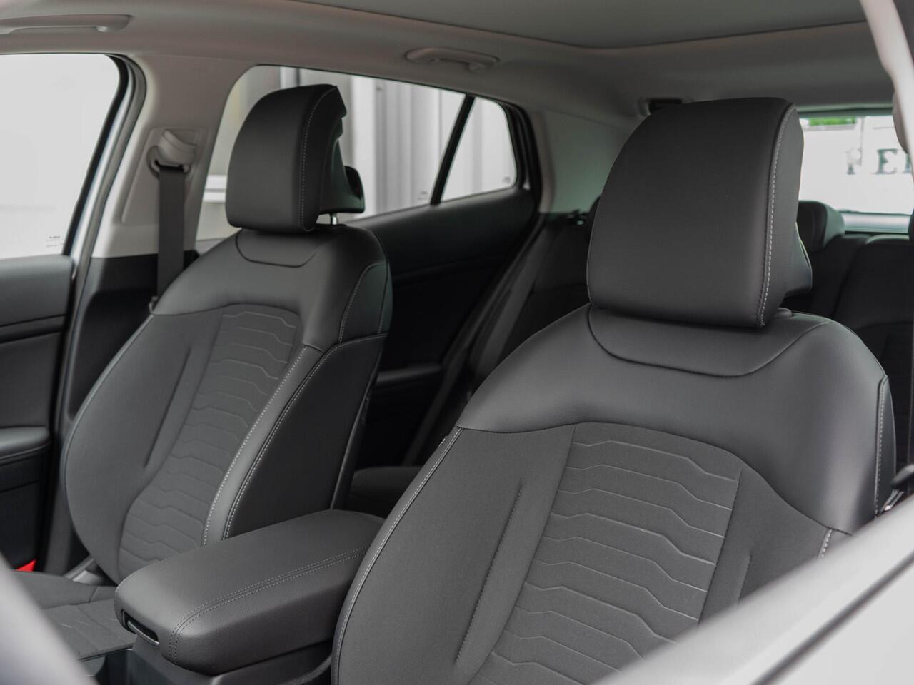 KIA SPORTAGE 1.6 T-GDi Plug-in Hybrid AWD DynamicPlusLine | Binnenkort leverbaar | Schuifkanteldak | Stoelverwarming |