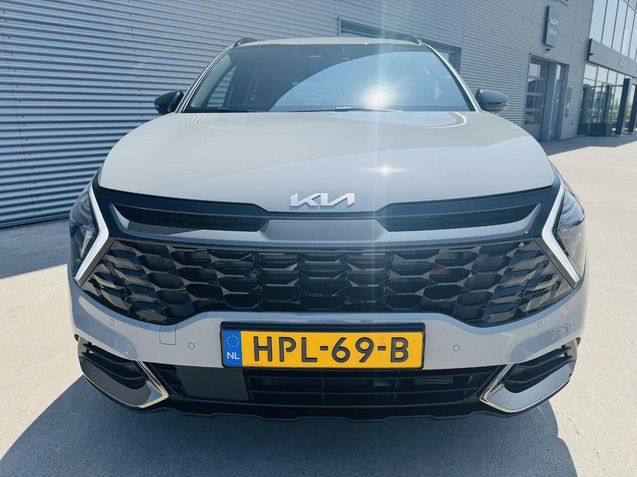 KIA SPORTAGE 1.6 T-GDi Plug-in Hybrid AWD Dark Edition Demo auto | km stand kan iets variëren | Informeer of de auto aanwezig is !