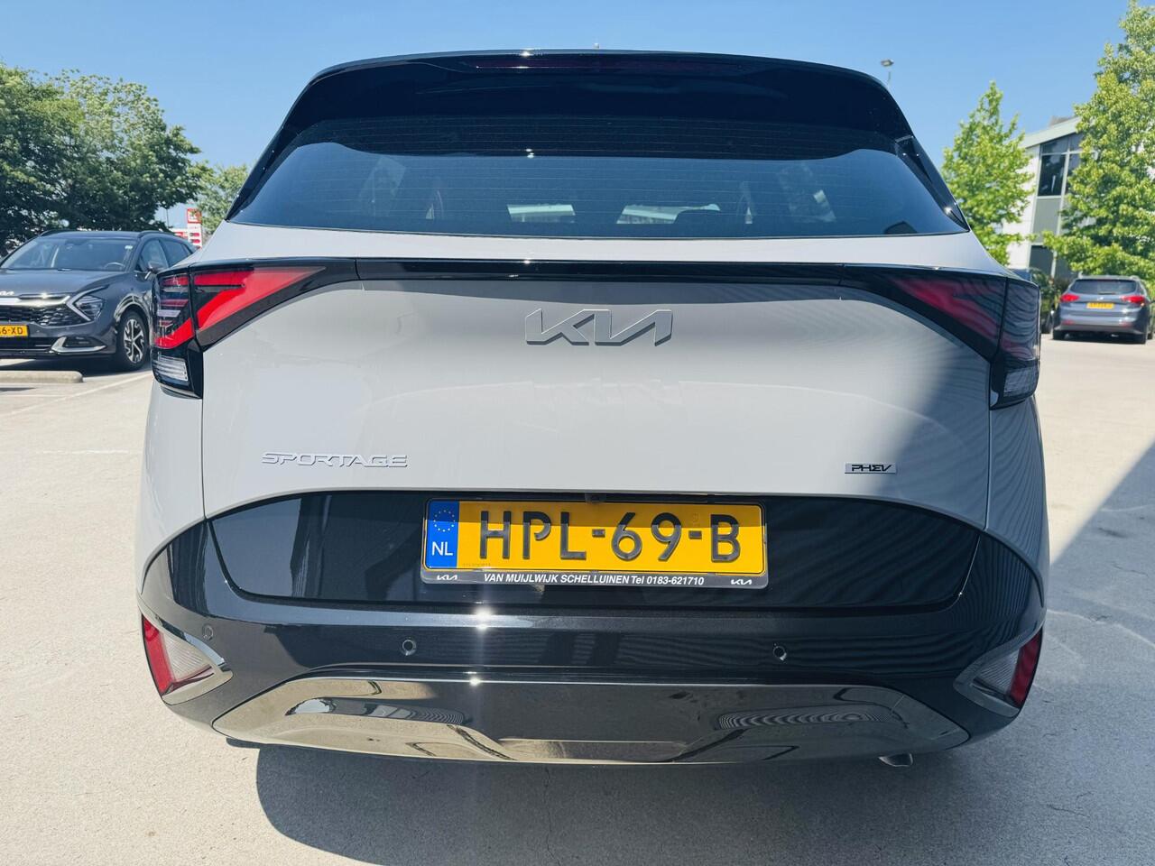 KIA SPORTAGE 1.6 T-GDi Plug-in Hybrid AWD Dark Edition Demo auto | km stand kan iets variëren | Informeer of de auto aanwezig is !