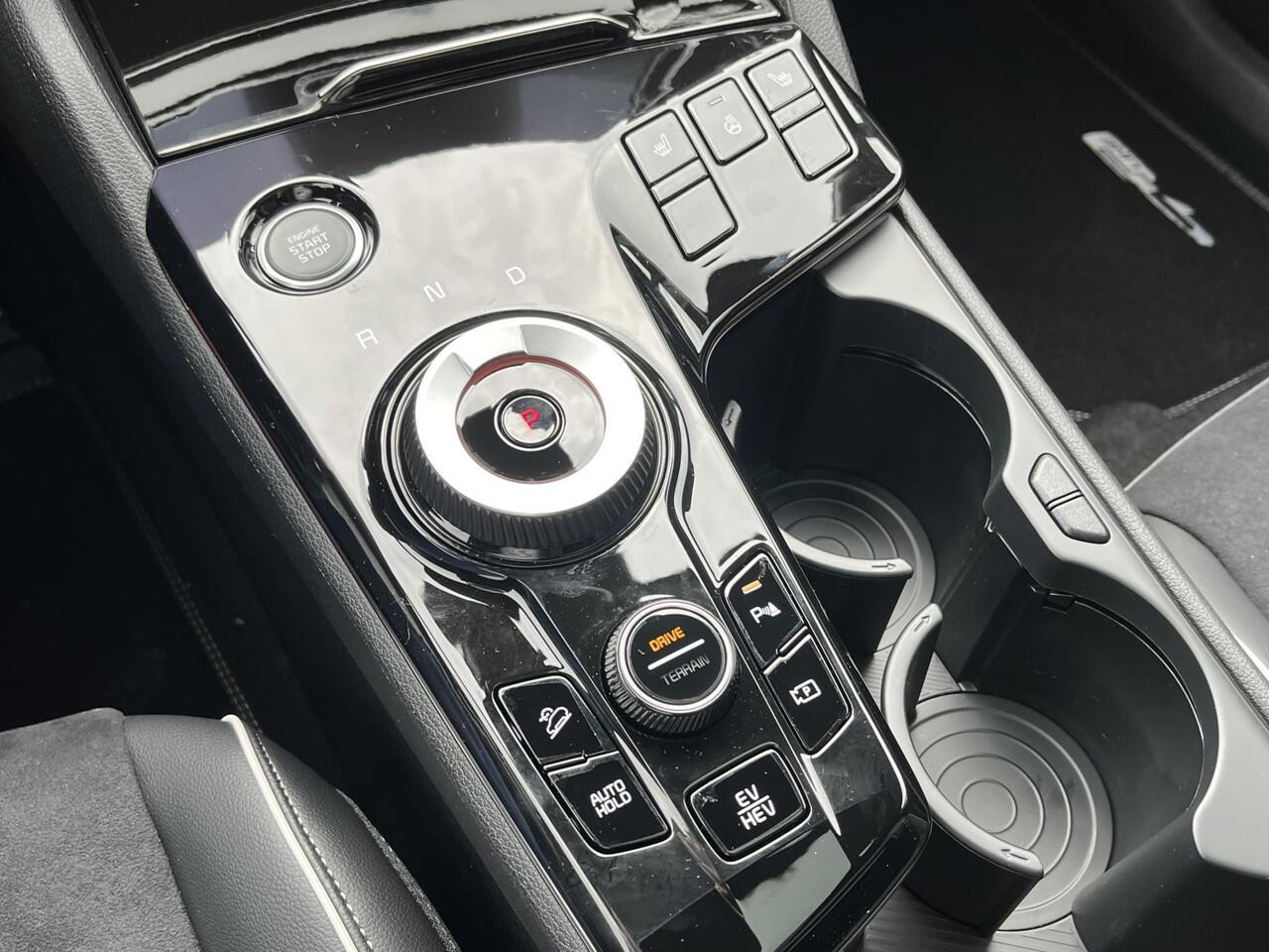 KIA SPORTAGE 1.6 T-GDi Plug-in Hybrid AWD DynamicPlusLine