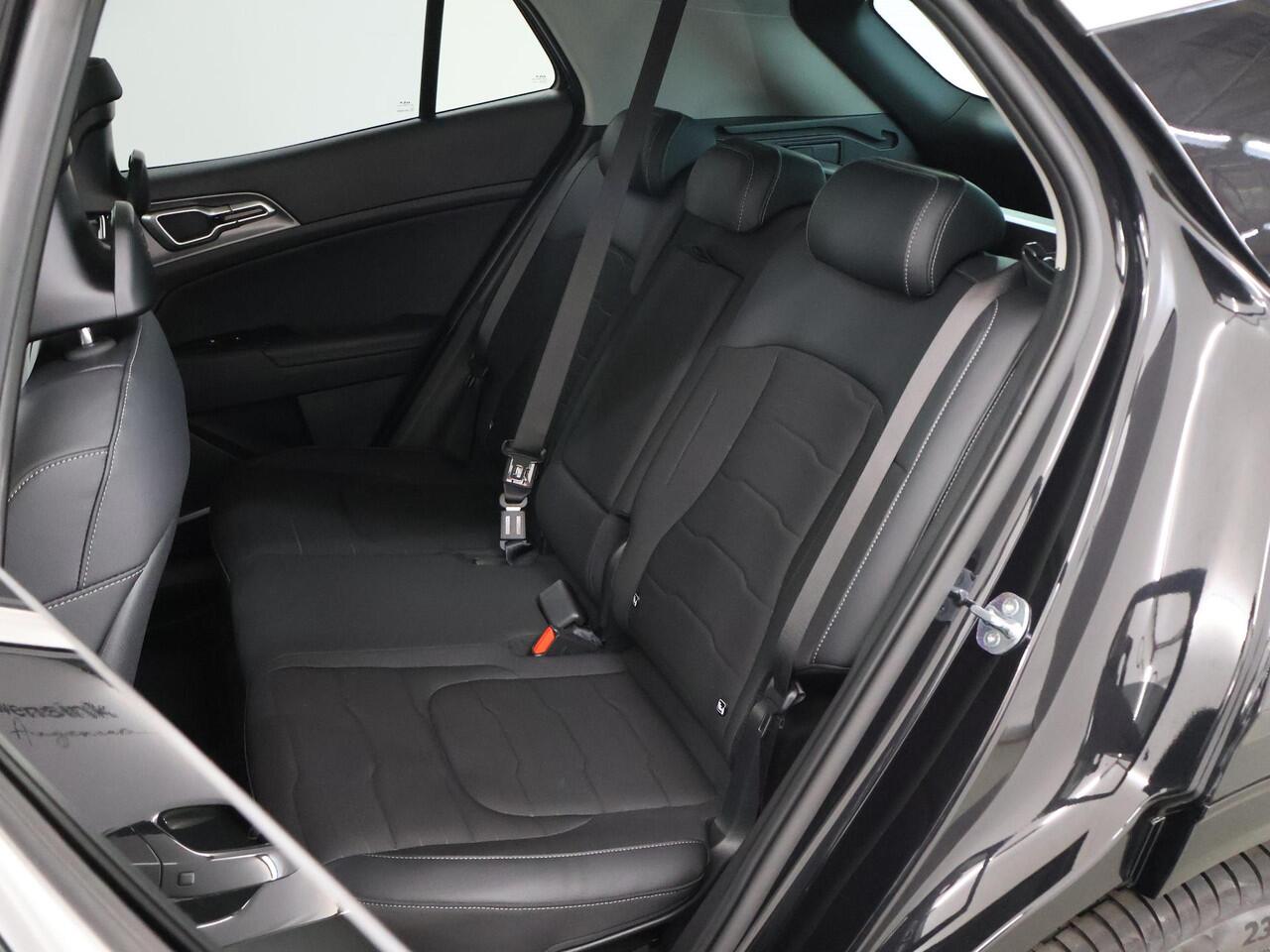 KIA SPORTAGE 1.6 T-GDi MHEV DCT7 DynamicPlusLine | Trekhaak | Panoramadak | Matrix LED Koplampen | Stoel/Stuurverwarming | Keyless Go | Elektrisch verstelbare voorstoelen |