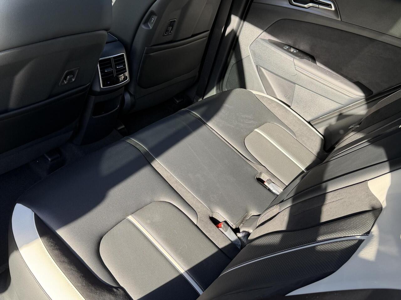 KIA SPORTAGE 1.6 T-GDi Hybrid GT-PlusLine Snel leverbaar | 360 Camera | Harman Kardon | Schuif/kanteldak | Stoelventilatie