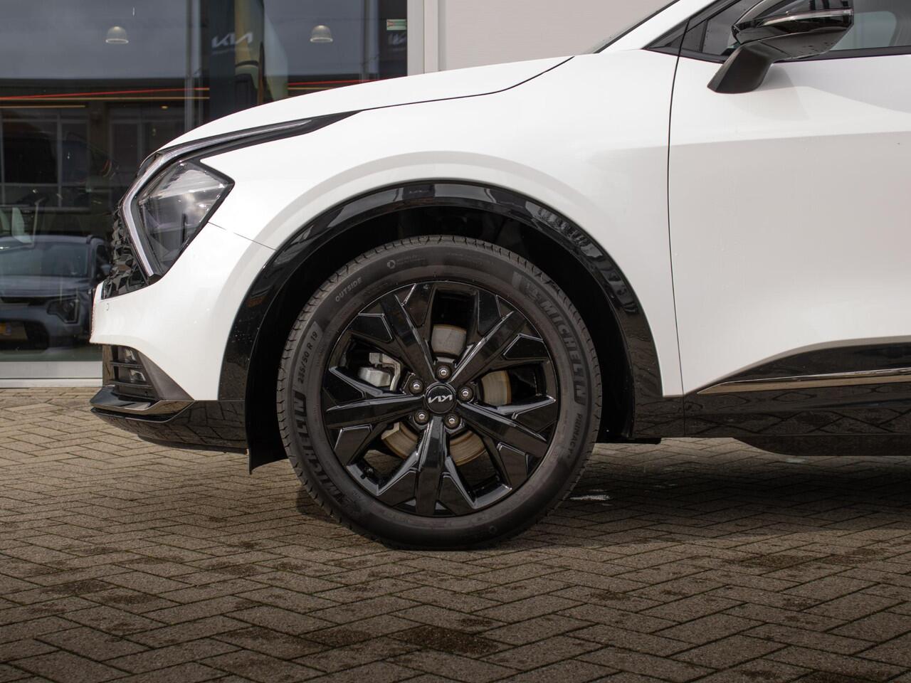 KIA SPORTAGE 1.6 T-GDi Plug-in Hybrid AWD Dark Edition | Navigatie | Achteruitrijcamera |