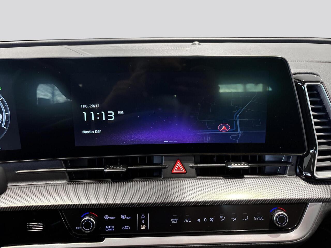 KIA SPORTAGE 1.6 T-GDi Plug-in Hybrid AWD DynamicPlusLine | Panoramaschuifdak | Matrix LED-koplampen | Dodehoekassistentie | Stuurwielverwarming | Stoelverwarming vóór en achter |