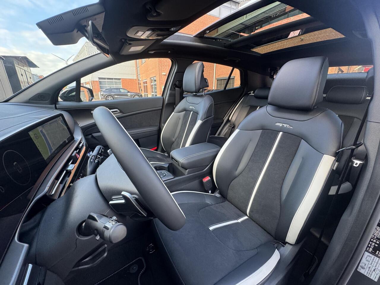 KIA SPORTAGE 1.6 T-GDi Hybrid GT-Line Demo Korting!, Schuif/Kanteldak, Dodehoek, Stoel/Stuurverwarming, Enz...