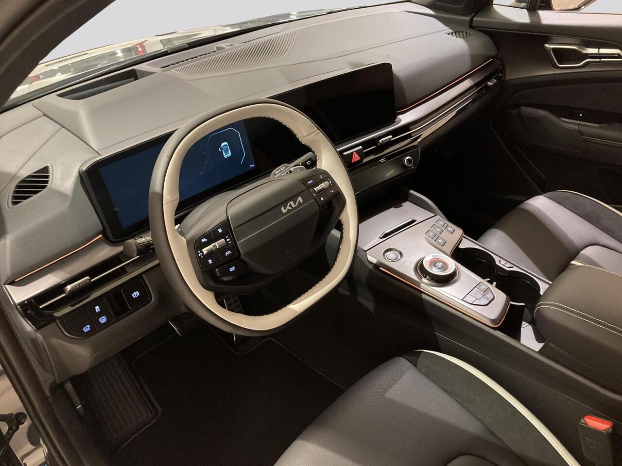 KIA SPORTAGE 1.6 T-GDi Hybrid GT-PlusLine | Nieuw Model | Afneembare trekhaak | Panoramaschuifdak | 360 Camera | Harman Kardon | Head-up display | Geventileerde voorstoelen | Dodehoekcamera |