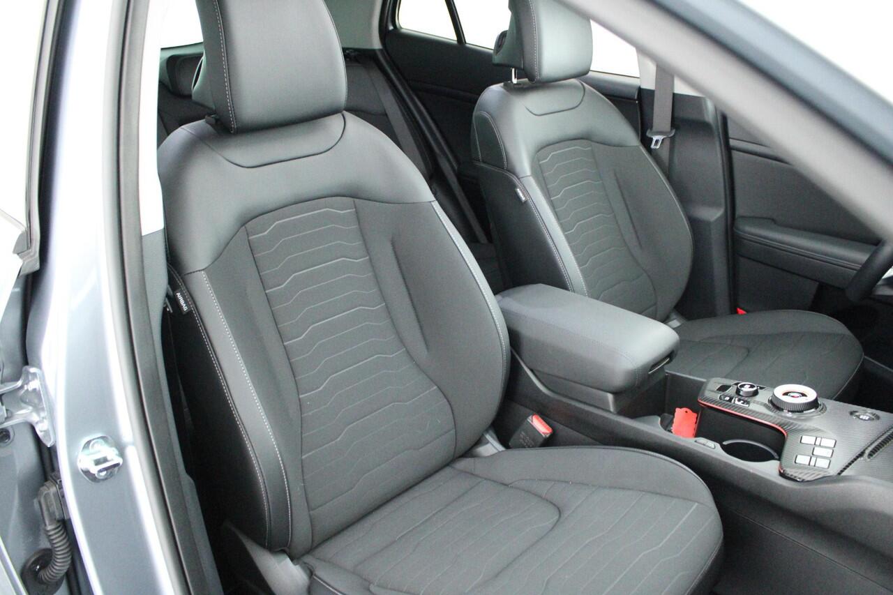 KIA SPORTAGE 1.6 T-GDi Hybrid DynamicPlusLine Trekhaak Camera Panoramadak Stoelverwarming Keyless Navigatie