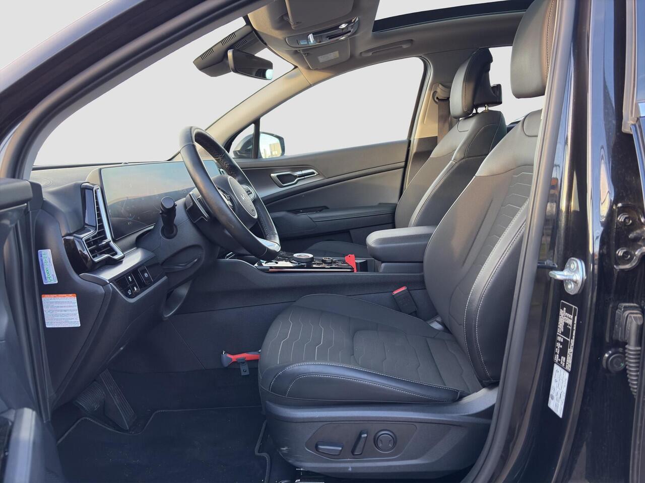 KIA SPORTAGE 1.6 T-GDi Plug-in Hybrid AWD DynamicPlusLine Panoramadak | Stoelverwarming voor/achter | Camera | Trekhaak | Elektrische Stoelen | Cruise | Apple Carplay & Android Auto |