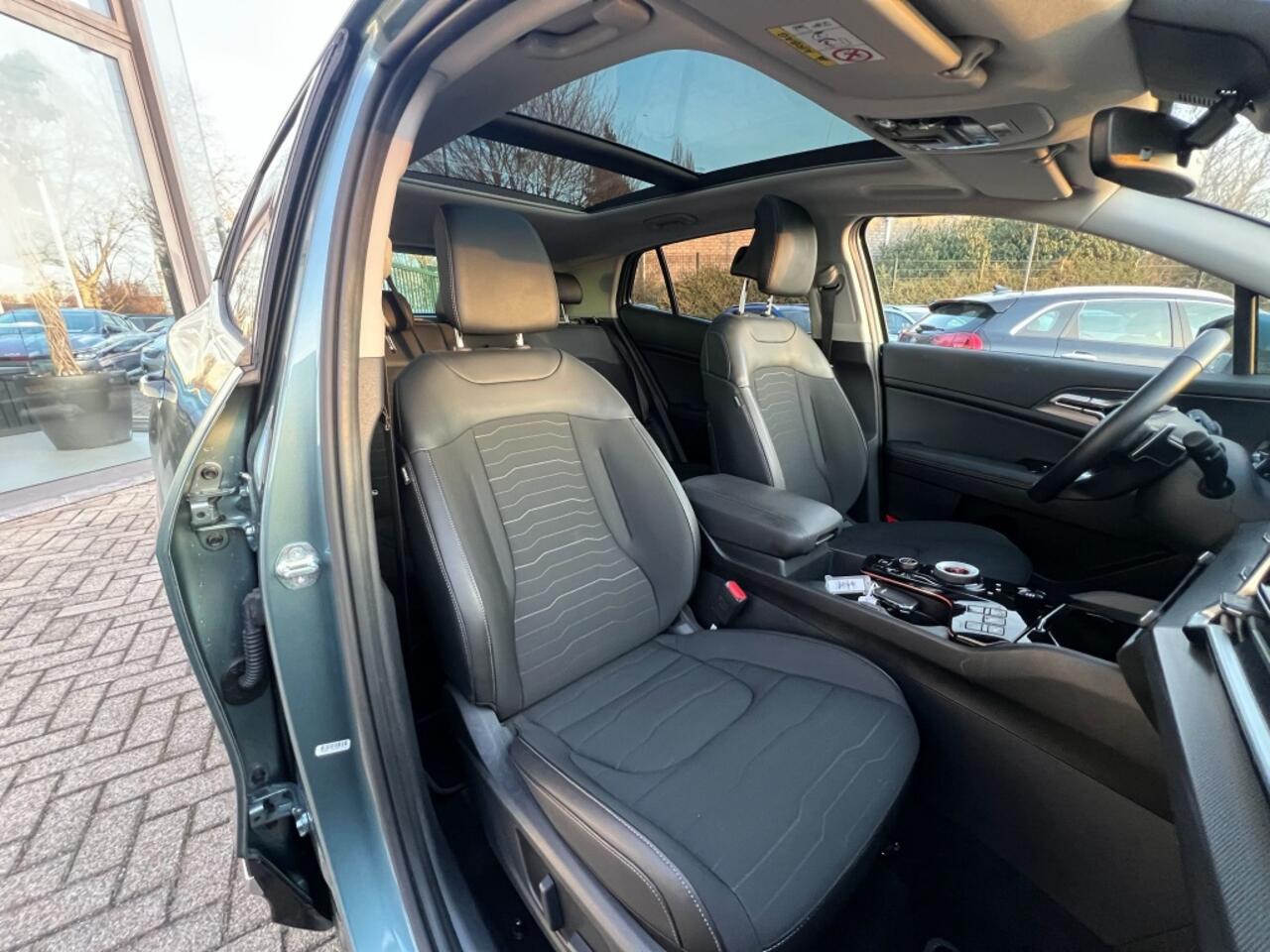 KIA SPORTAGE 1.6 T PHEV DYNAMICPLUSLINE 245PK - PANO DAK