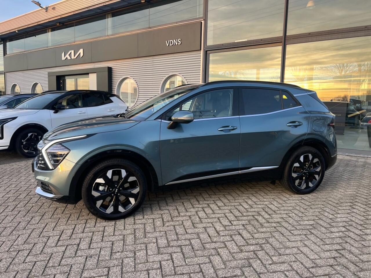 KIA SPORTAGE 1.6 T PHEV DYNAMICPLUSLINE 245PK - PANO DAK