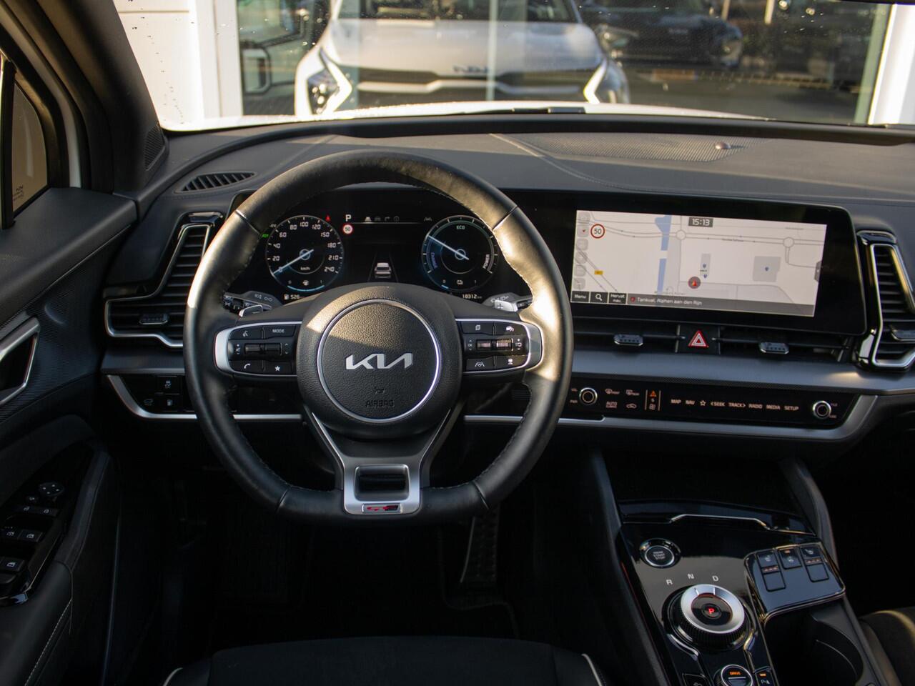 KIA SPORTAGE 1.6 T-GDi Plug-in Hybrid AWD GT-Line Panoramadak | Stoelverwarming | Camera | elektr. achterklep | Carplay