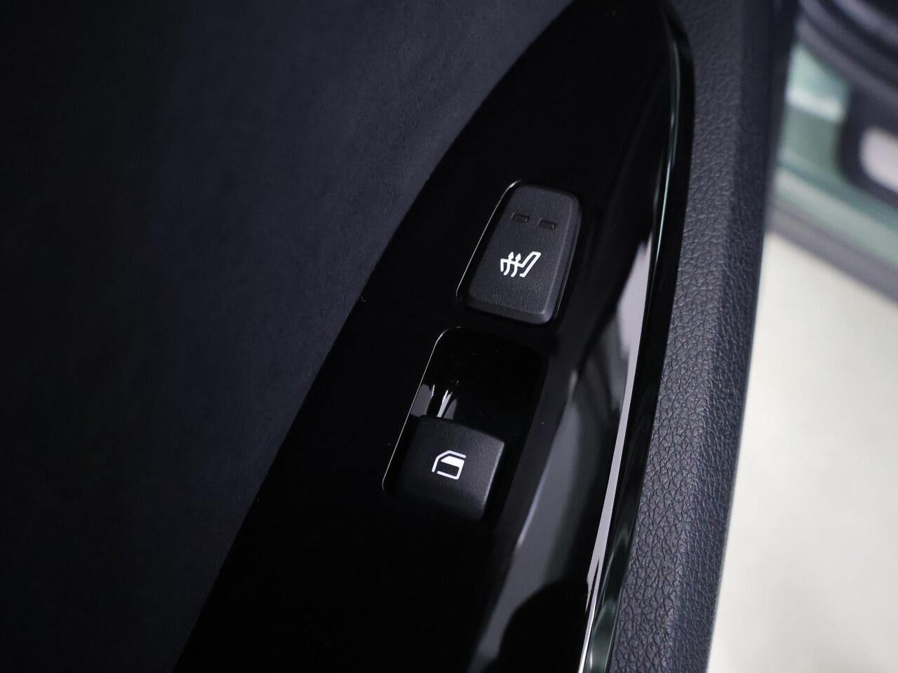 KIA SPORTAGE 1.6 T-GDi Plug-in Hybrid AWD GT-Line | Panoramadak | Matrix LED Koplampen | Stoel/Stuurverwarming | Keyless Go | Elektrisch verstelbare voorstoelen