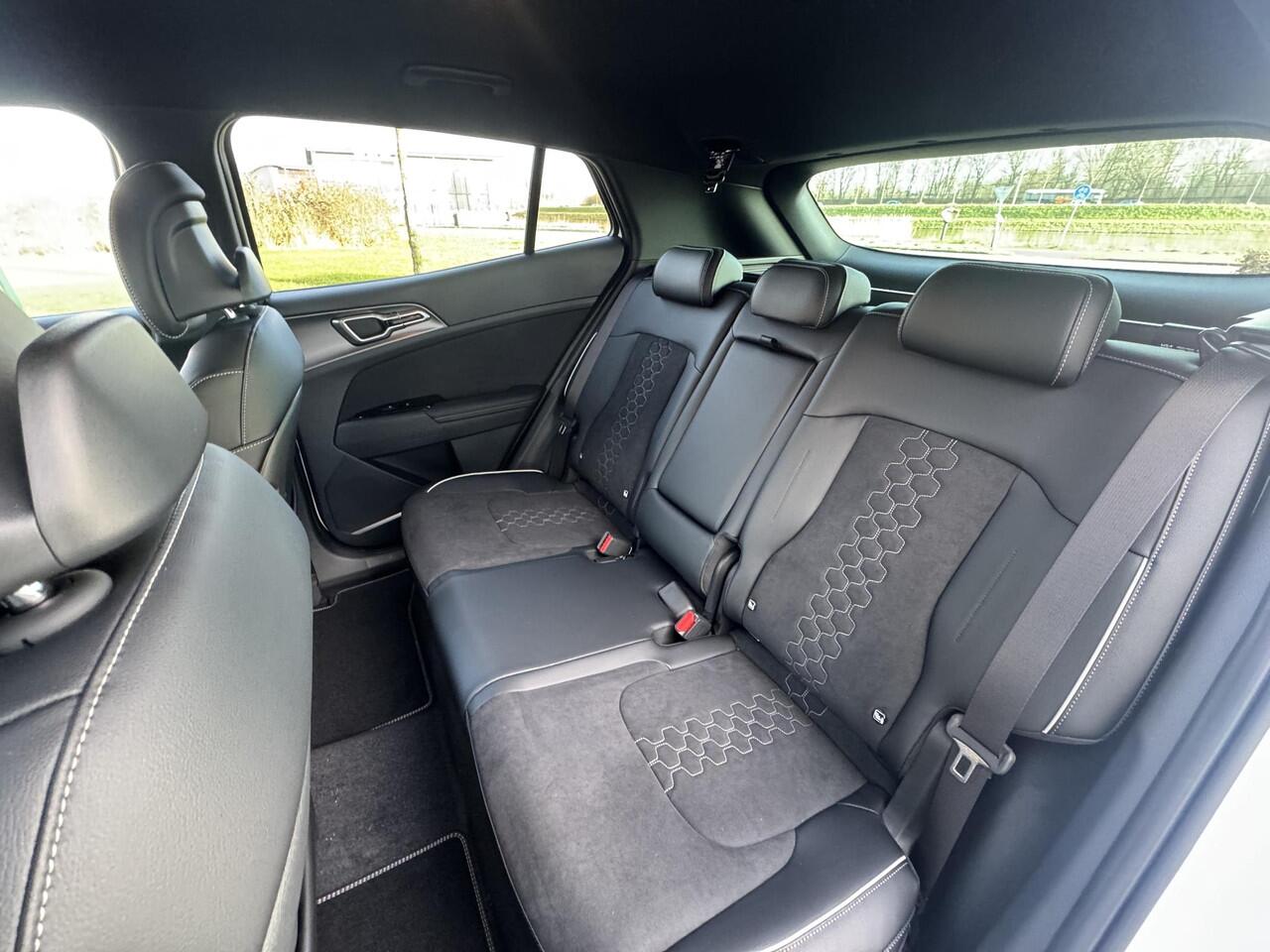 KIA SPORTAGE 1.6 T-GDi Plug-in Hybrid AWD GT-Line Nieuwe Auto, Registratie Voordeel!, Complete Uitvoering, Enz...