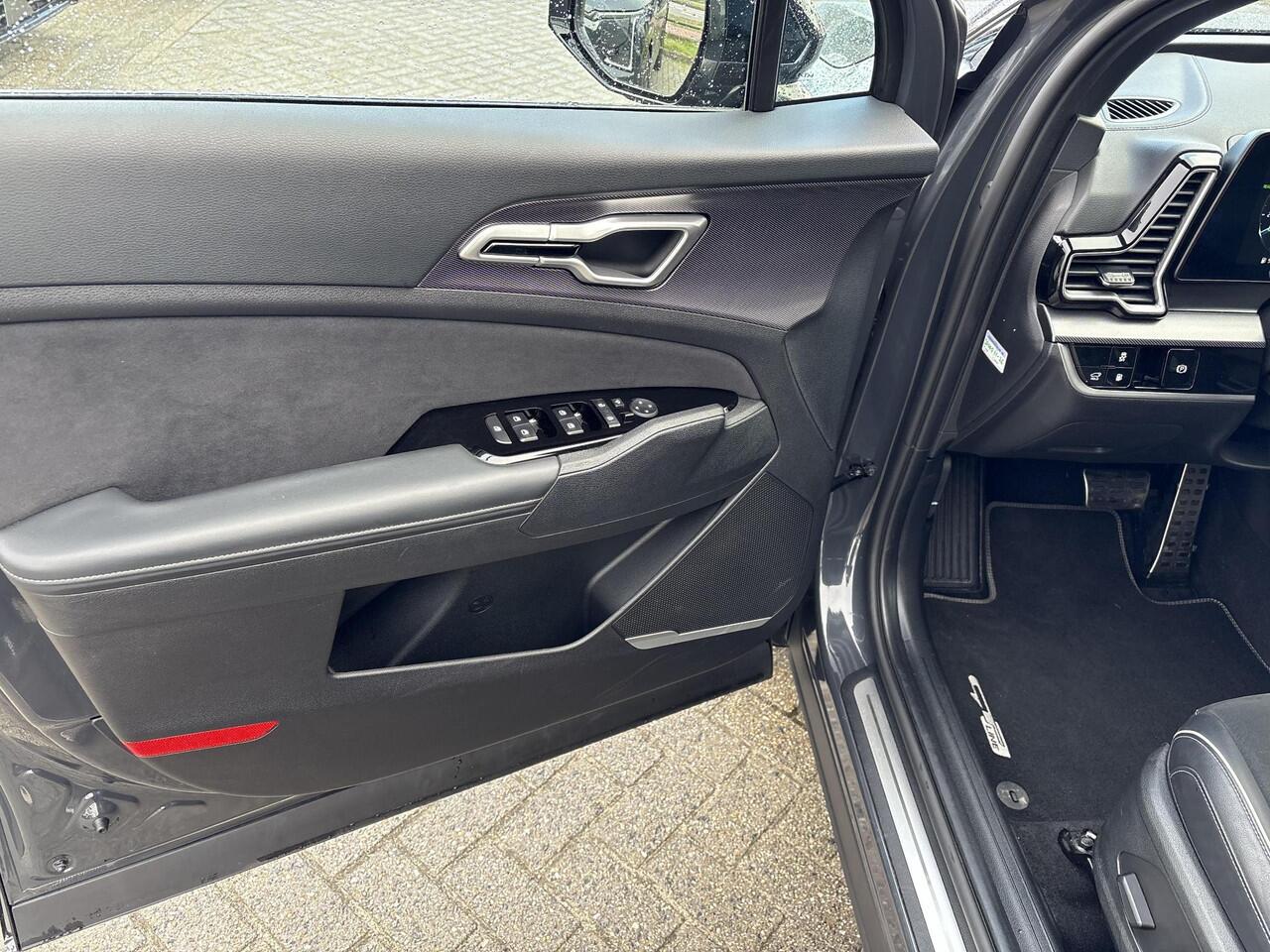 KIA SPORTAGE 1.6 T-GDi Plug-in Hybrid AWD GT-Line 4WD | Navigatie | Camera |