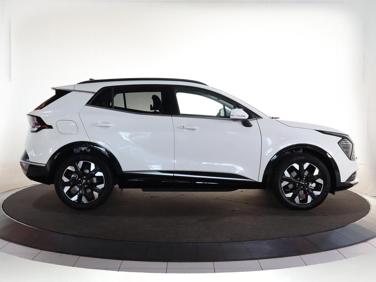 KIA SPORTAGE 1.6 T-GDi Plug-in AWD DynamicPlusLine | Panoramaschuifdak | Matrix LED-koplampen | Dodehoekassistentie | Stuurwielverwarming | Stoelverwarming vóór en achter |