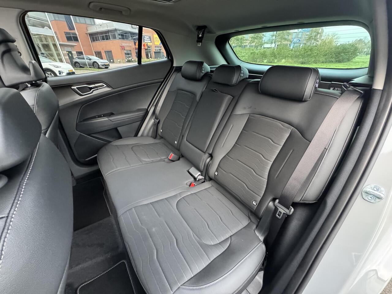 KIA SPORTAGE 1.6 T-GDi Hybrid DynamicPlusLine Nu ¤4.045,- voordeel! Nu tijdelijk extra scherp geprijsd!