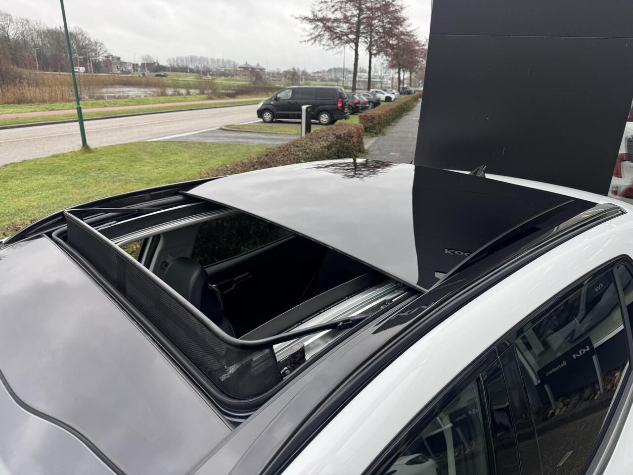 KIA SPORTAGE 1.6 T-GDi Plug-in Hybrid DynamicPlusLine , Direct Leverbaar!, Complete Uitvoering!, Voorraadkorting!