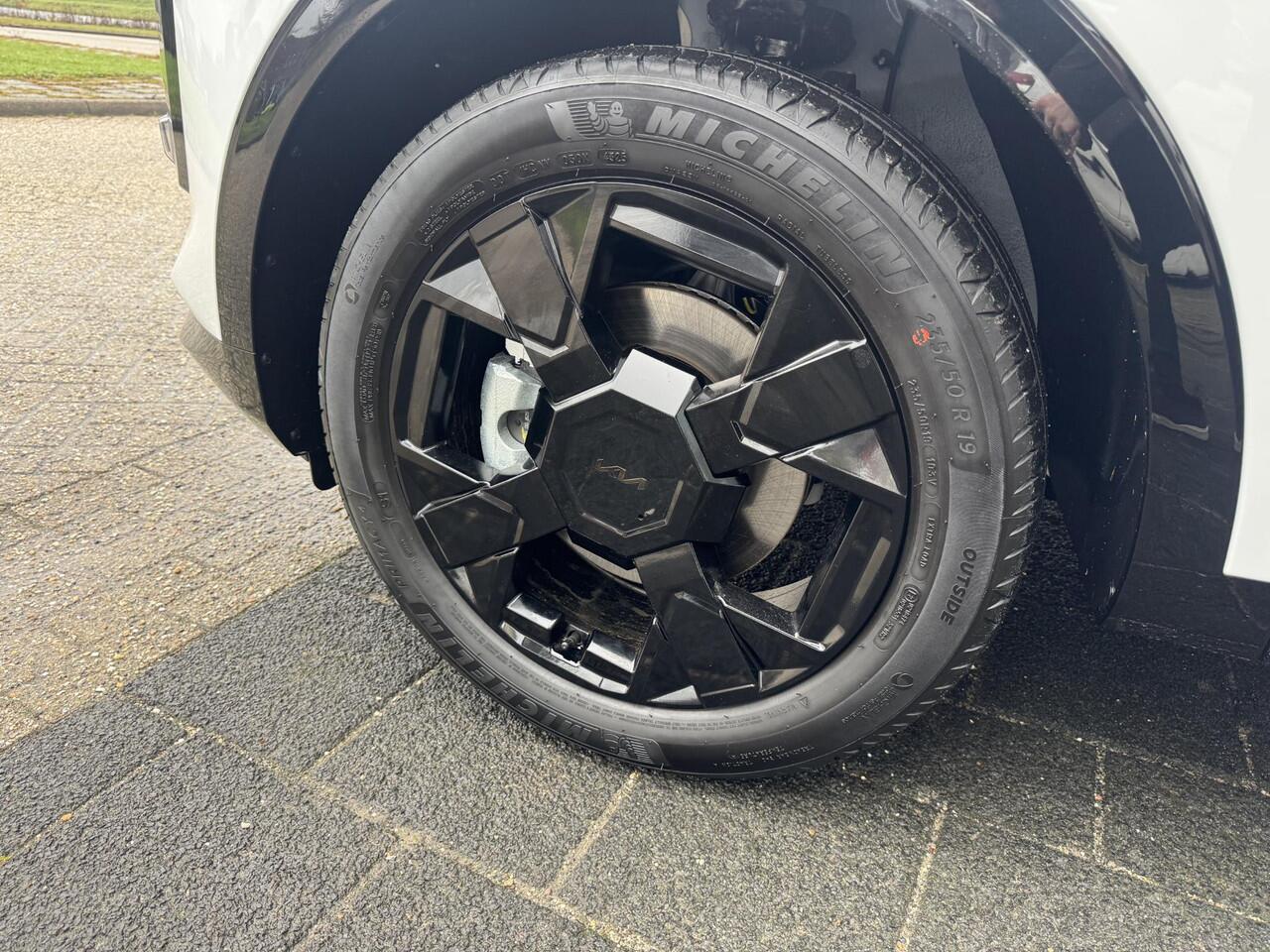 KIA SPORTAGE 1.6 T-GDi Plug-in Hybrid DynamicPlusLine , Direct Leverbaar!, Complete Uitvoering!, Voorraadkorting!