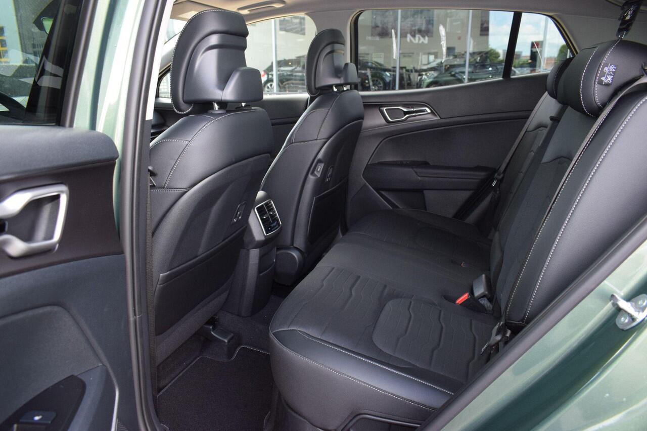 KIA SPORTAGE 1.6 T-GDi Hybrid DynamicLine Nu ¤4.045,- voordeel! Nu tijdelijk extra scherp geprijsd!