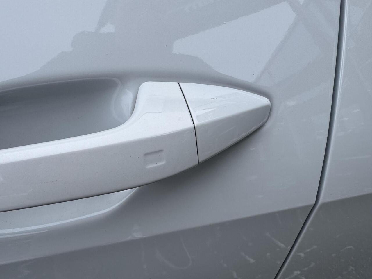 KIA SPORTAGE 1.6 T-GDi Hybrid GT-PlusLine Nu ¤4.045,- voordeel! Nu tijdelijk extra scherp geprijsd!