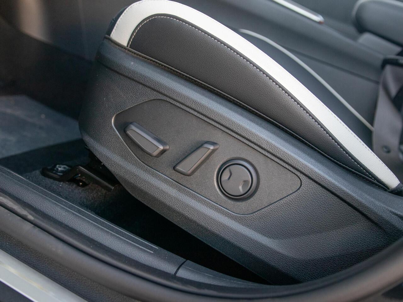 KIA SPORTAGE 1.6 T-GDi Hybrid GT-Line | Schuifkanteldak | Stoel en stuurverwarming | PDC