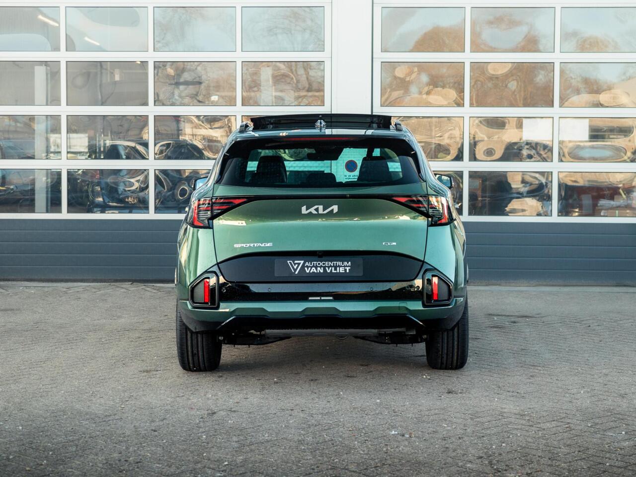 KIA SPORTAGE 1.6 T-GDi Hybrid GT-Line | Schuifkanteldak | Stoel en stuurverwarming | PDC