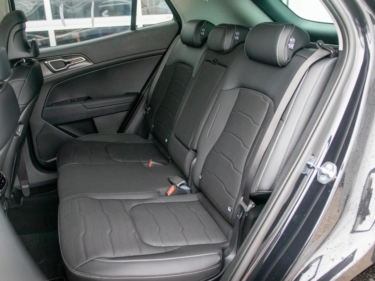 KIA SPORTAGE 1.6 T-GDi Hybrid DynamicLine