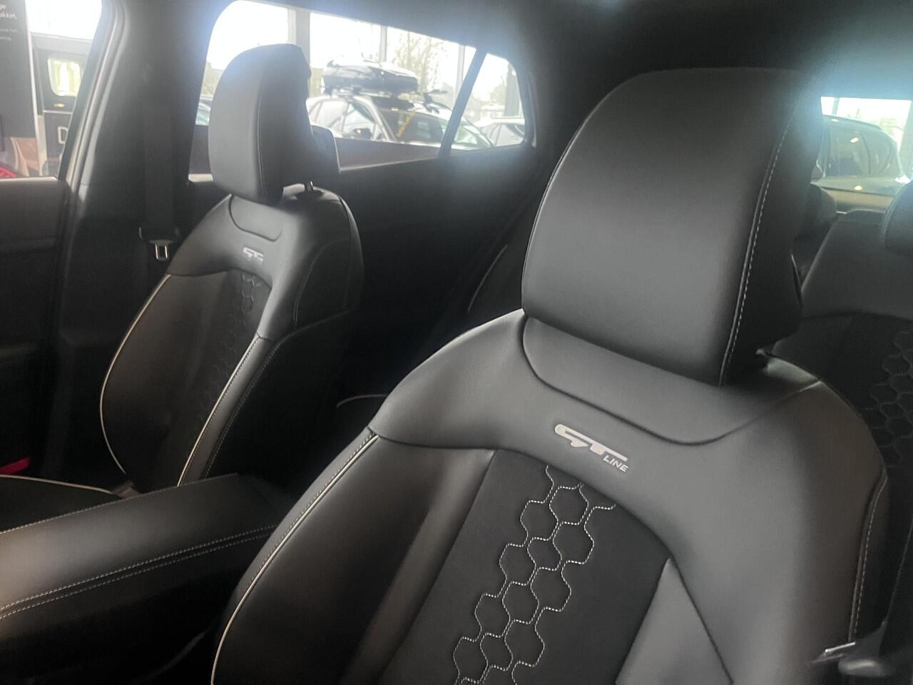 KIA SPORTAGE 1.6 T-GDi Plug-in Hybrid AWD GT-Line KOOIJMAN INRUILVOORDEEL!! BEL NU VOOR EEN SCHERPE OFFERTE!!