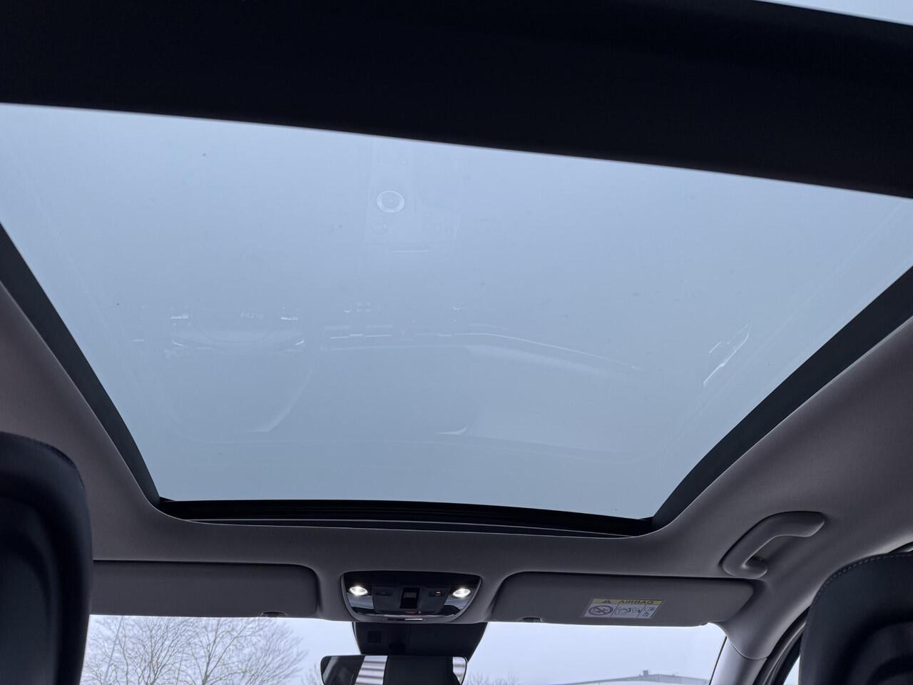 KIA SPORTAGE 1.6 T-GDi Plug-in Hybrid DynamicPlusLine PHEV | Trekhaak | 1210kg Trekgewicht | Panoramadak | Stoel&Stuurverw.