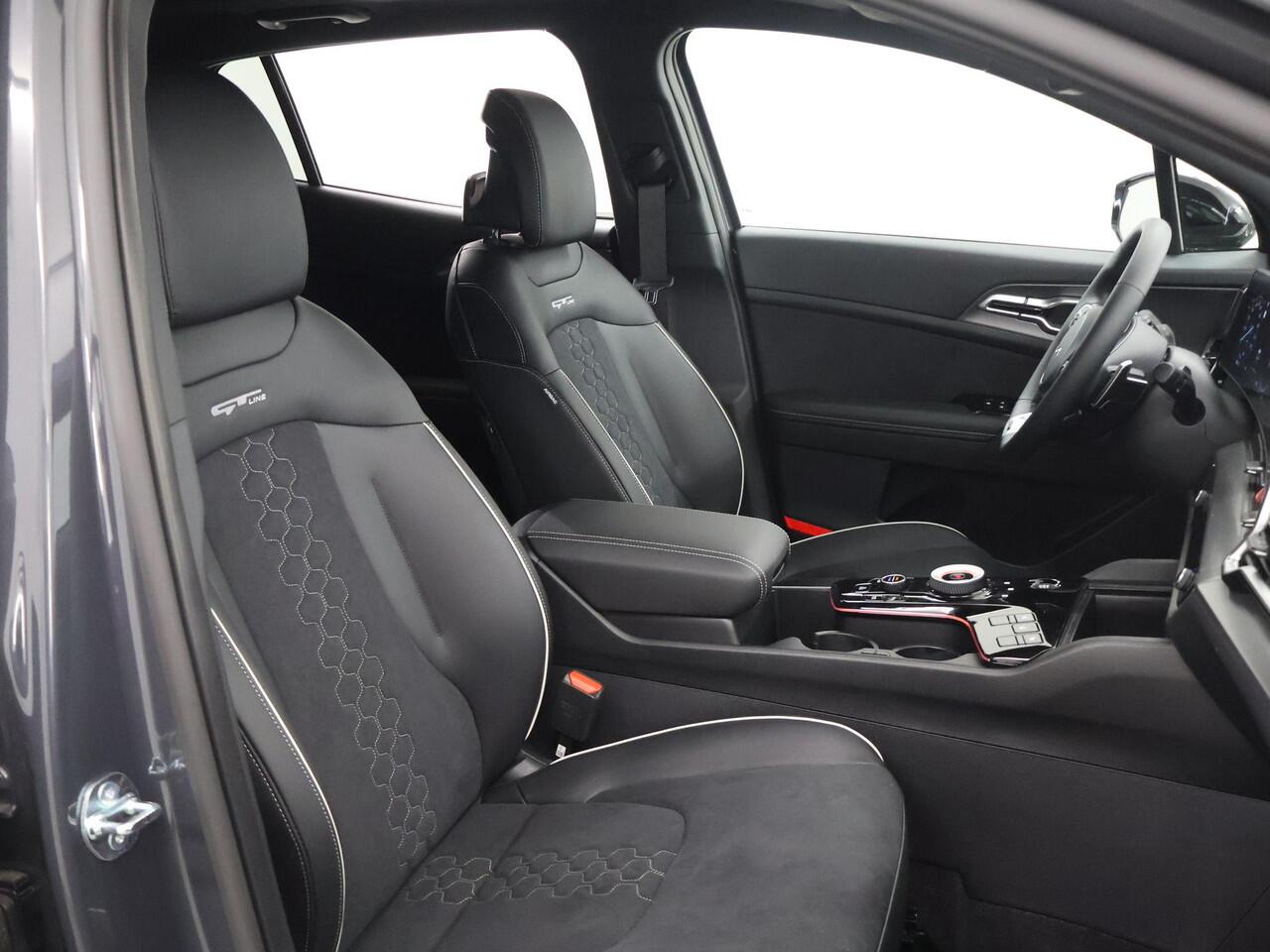 KIA SPORTAGE 1.6 T-GDi Plug-in Hybrid AWD GT-PlusLine Edition | Panoramadak | Harman/Kardon Audio | 360 Graden Camera | Matrix LED Koplampen | Stoel/Stuurverwarming | Keyless Go | Elektrisch verstelbare voorstoelen