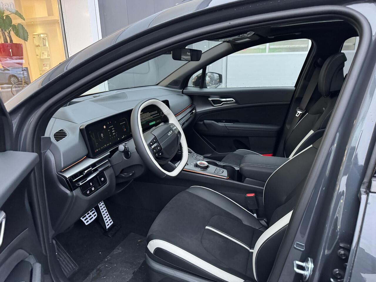 KIA SPORTAGE 1.6 T-GDi Hybrid GT-Line Direct Leverbaar! Rijklaarprijs incl.Met lak ¤.45.850,= Prijs inclusief alle lopende Kia Acties