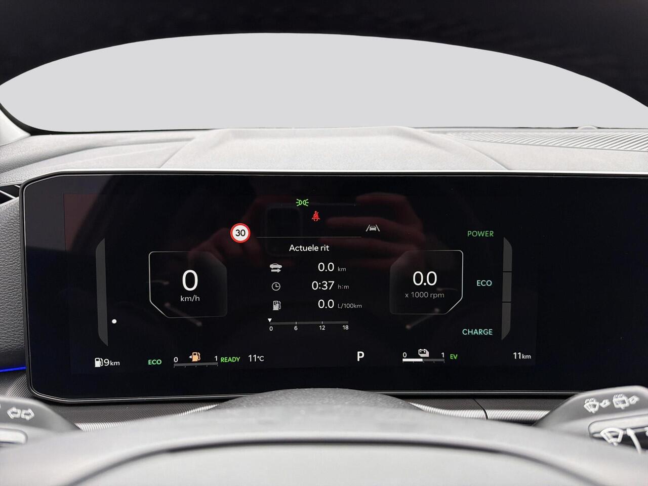 KIA SPORTAGE 1.6 T-GDi Hybrid DynamicPlusLine | Panoramadak | Full LED matrix | Privacy glass | Stuurwielverwarming | Dodehoekassistentie | Stoelverwarming voor en achter |