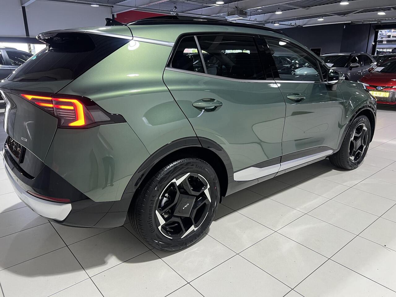 KIA SPORTAGE 1.6 T-GDi Hybrid DynamicPlusLine Facelift model. Nu met 2.000 euro korting !