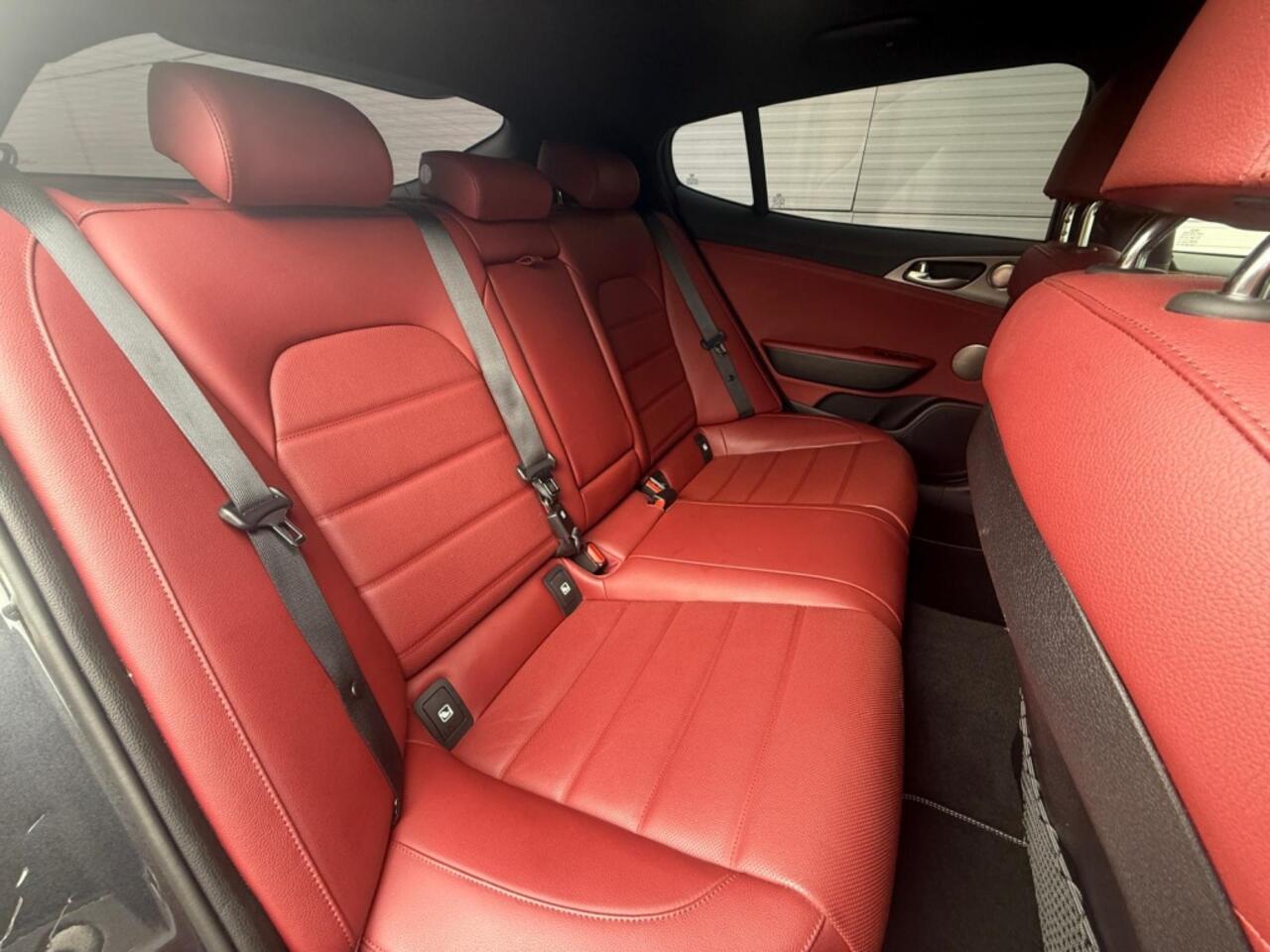 KIA Stinger 2.0 T-GDI GT-Line